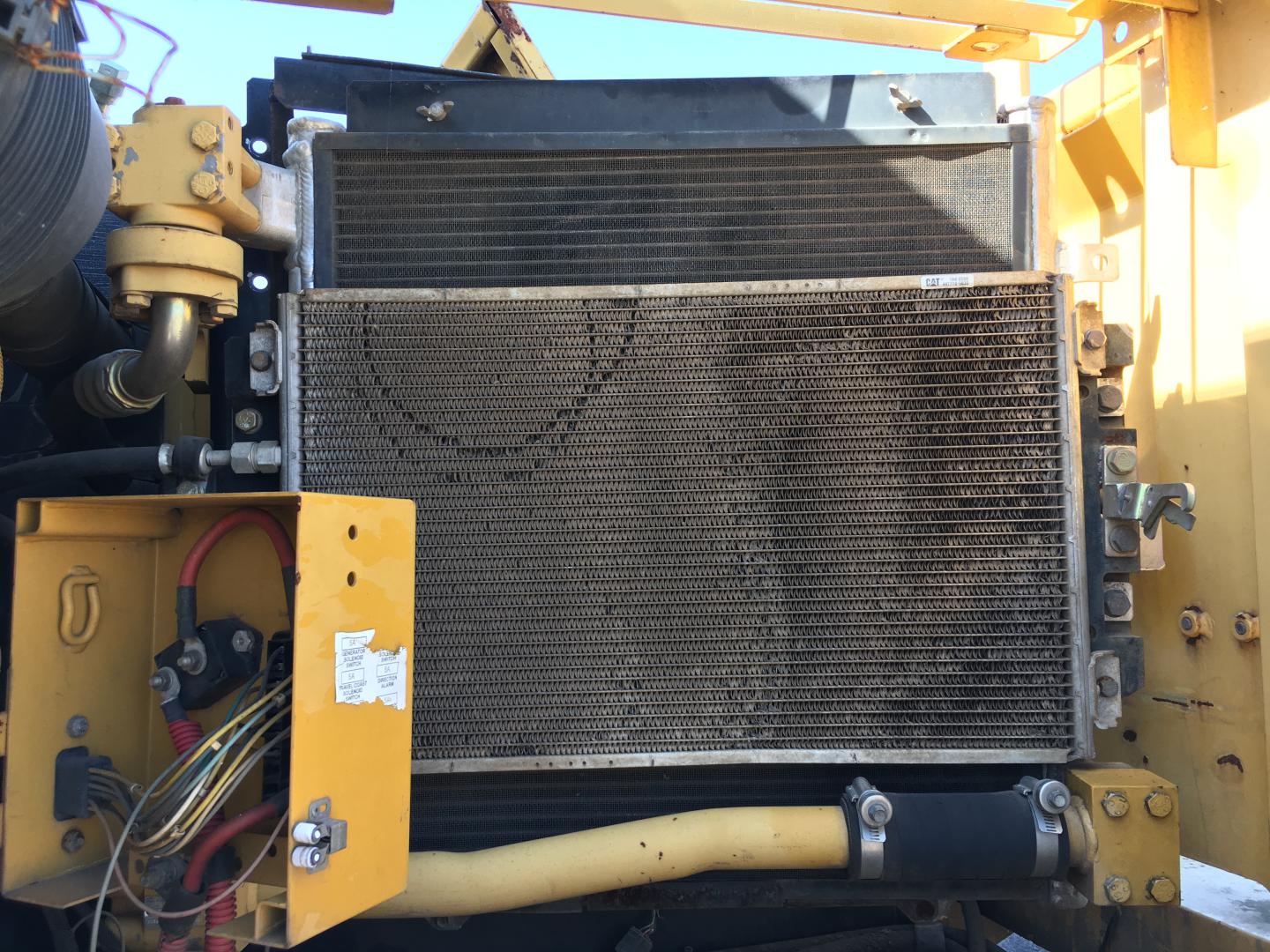 ./imagenes/INVOICE/2019/16730/EXCAVADORA FERROVIARIA CAT 312 (8).JPG